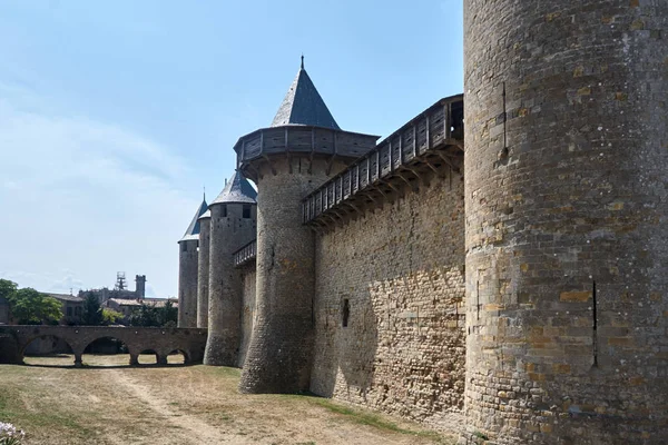 Carcassonne - imponerande stad-fästningen i Frankrike — Stockfoto