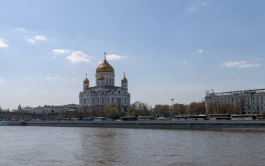 Moskova, Rusya - 30 Nisan 2017: Katedral Mesih'in Moskova'da kurtarıcı. Dünyanın en yüksek Ortodoks Hıristiyan kilise o. Ayrıntı görünümü.