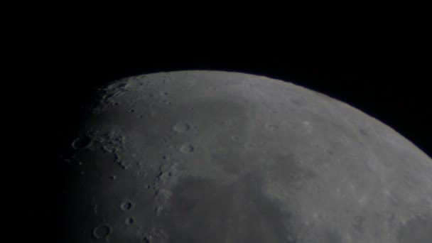 Détail Surface Lune Par Télescope Amateur Effet Air Chaud — Video