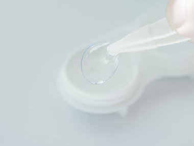 Depolama davadan kontakt lens yaptırmayı cımbız.