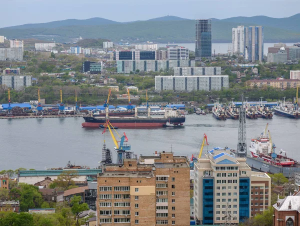 Vladivostok Rusia Mayo 2018 Granelero Sky Height Golden Horn Bay —  Fotos de Stock