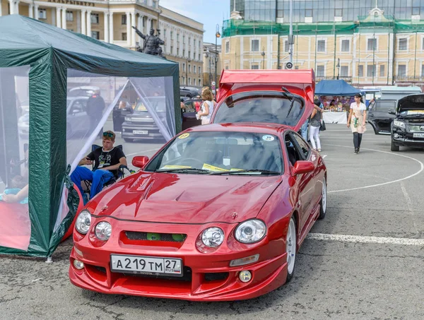 ウラジオストク ロシア連邦 2018 カーオーディオ チューニング ウラジオストク中央広場でのショー — ストック写真