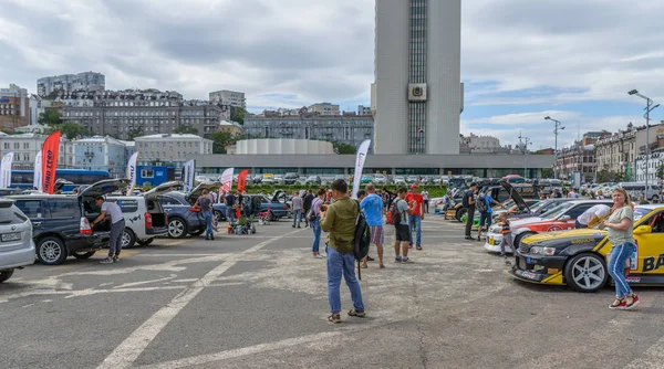 Vladivostok Rússia Agosto 2018 Show Afinação Áudio Carro Praça Central — Fotografia de Stock