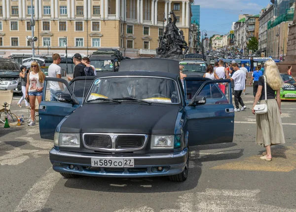 Vladivostok Rússia Agosto 2018 Show Afinação Áudio Carro Praça Central — Fotografia de Stock