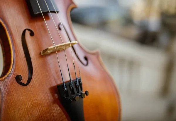 小提琴的细节 具有浅景深的选择性聚焦 — 图库照片