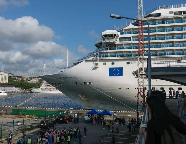 Βλαδιβοστόκ Ρωσία Σεπτεμβρίου 2018 Φορτούνα Κλάση Κρουαζιερόπλοιο Costa Fortuna Αποβάθρες — Φωτογραφία Αρχείου