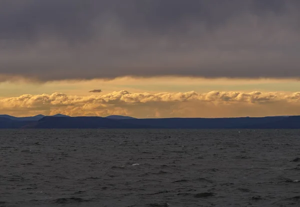 Bulutlu Denizli Güzel Gün Batımı — Stok fotoğraf