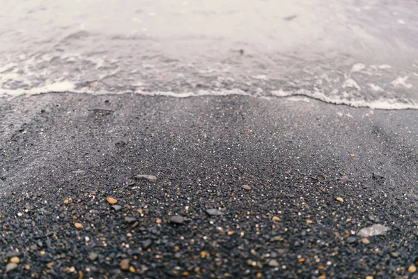 黑色的沙滩 选择性对焦 — 图库照片