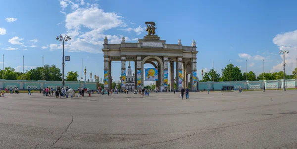 Moskva Rusko Června 2016 Panoramatický Pohled Hlavní Vchod Výstavy Úspěchů — Stock fotografie