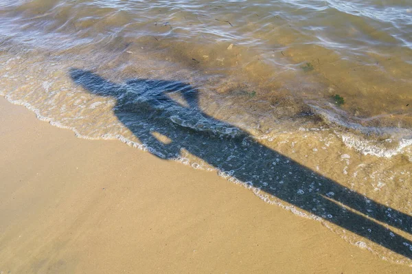 Ombre Des Femmes Sur Sable Été — Photo