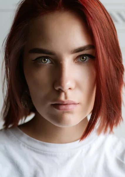 Portrét Krásné Mladé Ženy Selektivní Zaměření — Stock fotografie