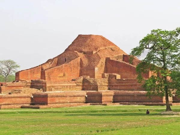Paharpur, Budist vihara, Bangladeş, Unesco Dünya Mirası 1985 yılından bu yana en önemli arkeolojik sitelerinden birini Somapura Mahavihara