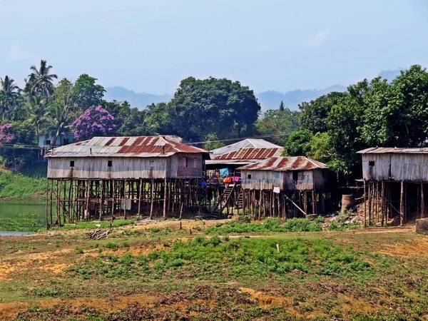 Kaptai göldür Bangladeş'te en büyük insan yapımı Gölü