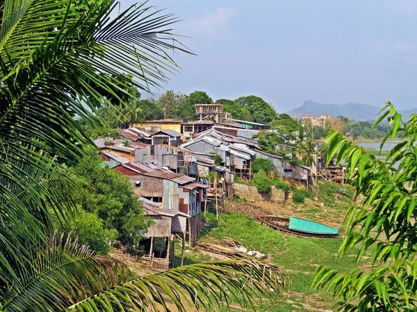 Kaptai göldür Bangladeş'te en büyük insan yapımı Gölü