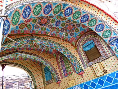 Jamia Mescidi en güzel ve en eski camilerinden Rawalpindi içinde olduğunu