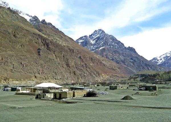Vzdálený Shimshal vesnice, Karakoram, Severní Pákistán — Stock fotografie