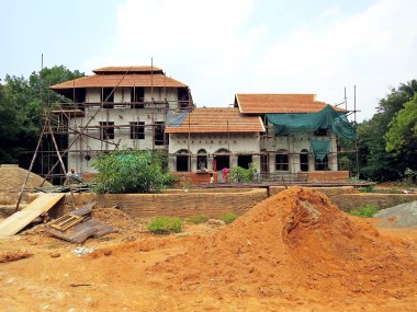 Hindistan içinde Auroville Mimarlar için bir oyun alanı var. Burada onlar ne olursa olsun onlar ile resmi bir sınırlama yoktur hayal edebiliyorum oluşturabilirsiniz