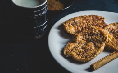 İspanyol tipik torrijas