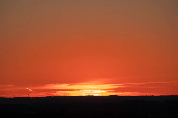 Röda Och Orange Himmel Efter Solnedgången — Stockfoto