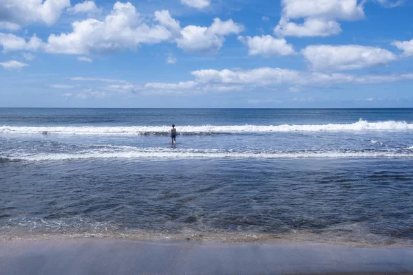 Niño Caminando Océano Atlántico — Foto de Stock