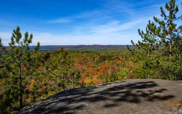 Beautiful Fall Colors Vistas Seen Centennial Ridges Hiking Trail Algonquin — Stock Photo, Image
