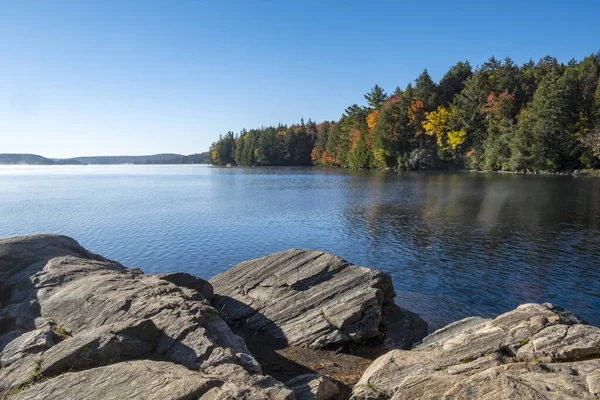 Morgennebel Über Einem See Herbst — Stockfoto