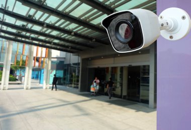 Bir bina ya da alışveriş merkezi closeup Cctv kamera güvenlik bulanık