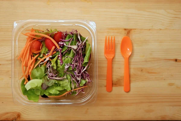 Fresh Mix Vegetable Salad Clear Plastic Box Green Oak Tomato — Stock Photo, Image