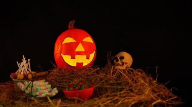 Animasyon lentern koleksiyonu ile Cadılar Bayramı günün