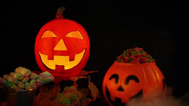 Halloween Tag Mit Requisite Auf Schwarzem Hintergrund — Stockvideo