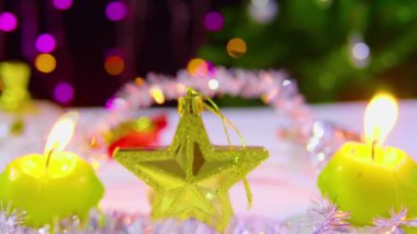 Noel yıldızı koleksiyonu yanan mum ile görüntüleri