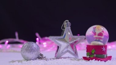 Kar küresi, yıldız ve topu Noel koleksiyon görüntüleri