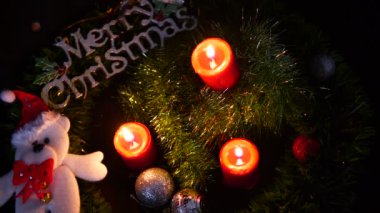 Mum yakma ve bebek Chistmas Merry Chirstmas koleksiyonu için görüntüleri