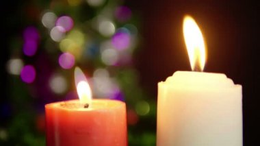 Bulanıklık yanan mum görüntüleri. Noel günü koleksiyonu