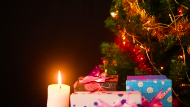 Tournage Noël Arbre Ornement Noël Avec Lampe Scintillante Collecte Jour — Video