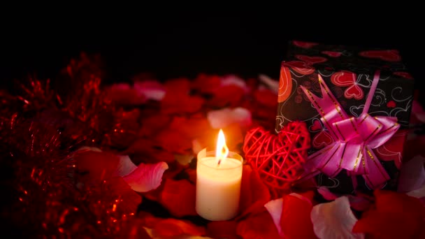 Imágenes Decoración San Valentín Con Cajas Regalo Quema Velas Colección — Vídeo de stock