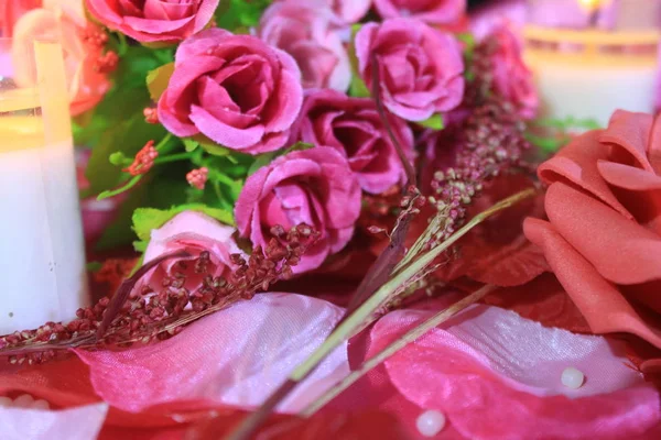 Photoshoot Beautiful Bouquet Roses Candle Burning Background Valentine Day Collection — Stock Photo, Image