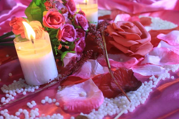 Concetto Decorazione San Valentino Con Bouquet Candela Bruciando Collezione — Foto Stock