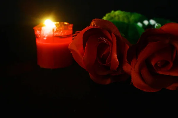 Красная Роза Горящие Свечи Украшения День Святого Валентина Коллекция Фотосессии — стоковое фото