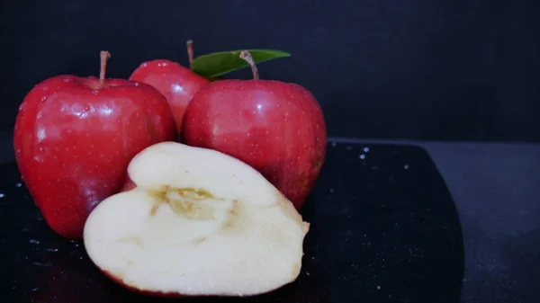 Photoshoot Świeżego Jabłka Pół Apple Kolekcja Owocowa — Zdjęcie stockowe