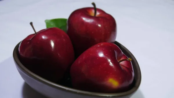 Słodkie Jabłko Liści Macierzystych Misce Kolekcja Owocowa Obrazu — Zdjęcie stockowe