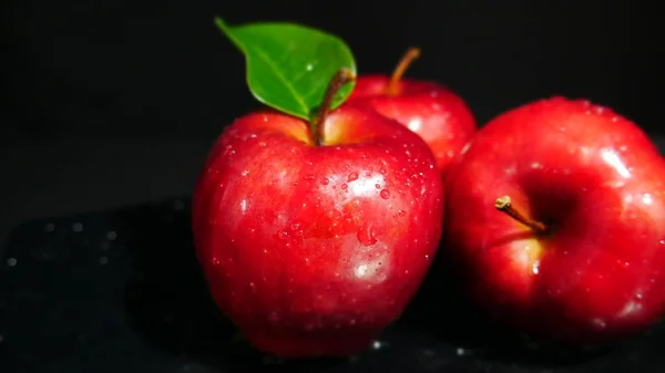 Tres Manzanas Frescas Para Colección Imágenes Frutas — Foto de Stock