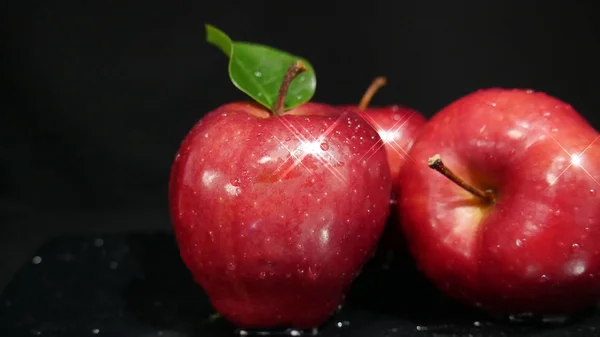 Τρεις Μήλο Γλυκό Για Συλλογή Φρούτων Εικόνας — Φωτογραφία Αρχείου