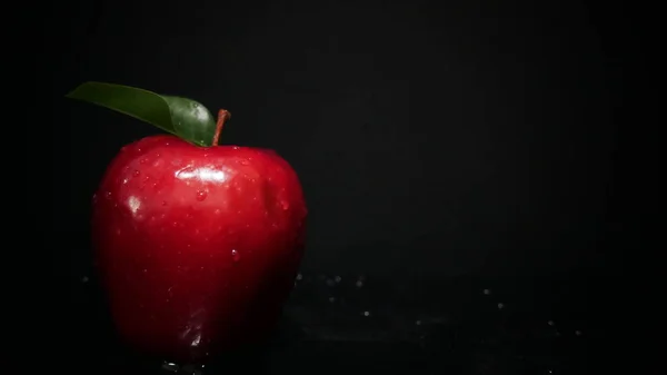 Apfel Und Blatt Für Obstfotoshootings — Stockfoto