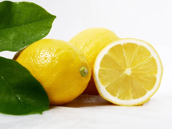Lemon Segar Dengan Daun Untuk Koleksi Gambar Buah — Stok Foto