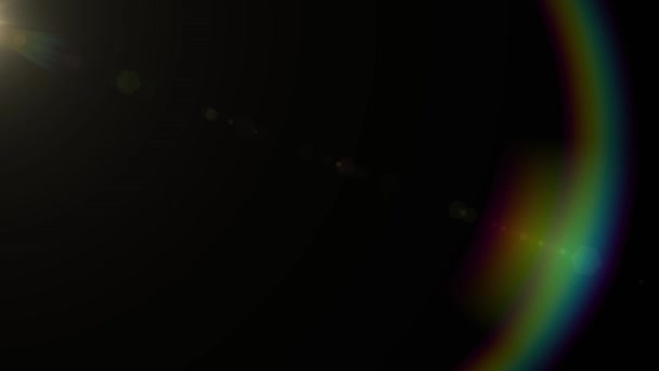 レンズフレアとサンフレア透明背景への影響 光漏れと虹効果による遷移のアニメーション4K — ストック動画