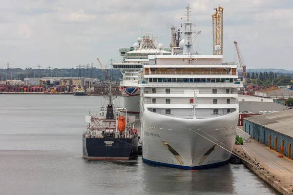 Southampton Port England June 2020 Silver Spirit Cruise Ship Docked — Stock Photo, Image