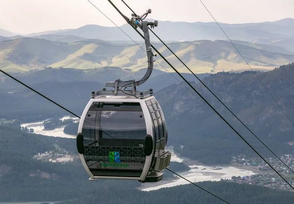 Manzherok Resort Altai Gebirge Russland August 2020 Höhenaufnahme Der Seilbahn — Stockfoto