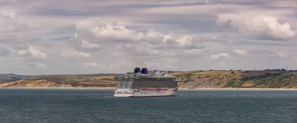 Weymouth Bay United Kingdom July 2020 Beautiful Panoramic Shot Cruise — Stock Photo, Image