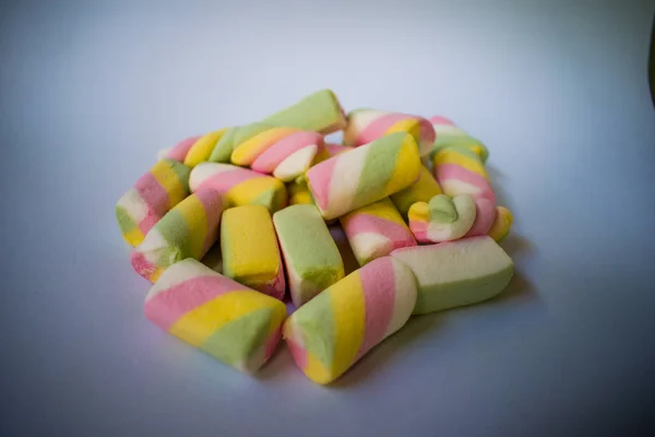 Kolorowe Cukierki Białym Tle — Zdjęcie stockowe
